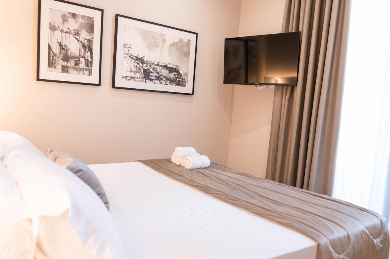 Patio Hotel Vlore